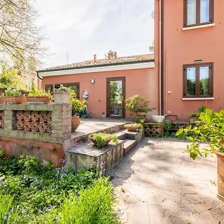 La Casa Di Marina Konukevi Ferrara